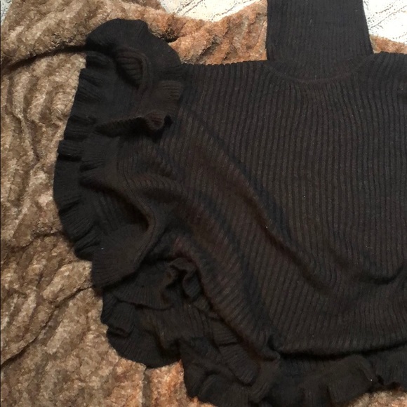 EXTREMELY COZY turtleneck poncho !! - Picture 5 of 8